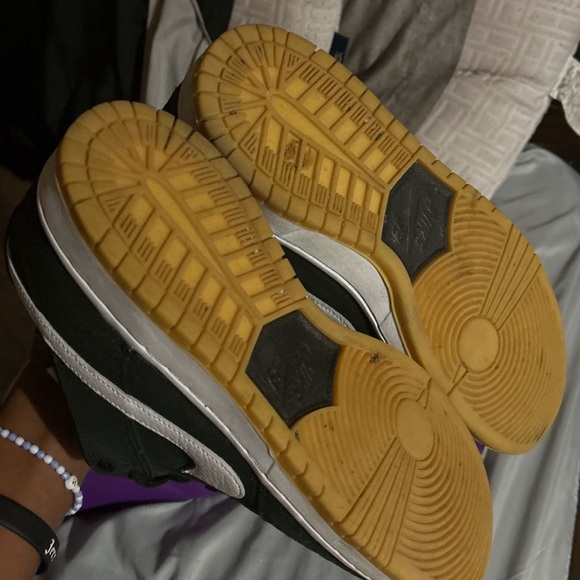 Nike black gums - Picture 2 of 6